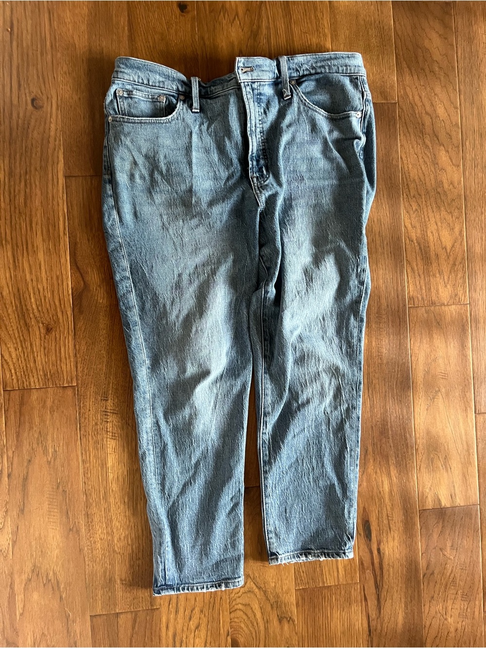 Madewell Women's Light Blue Relaxed Boyfriend Jeans